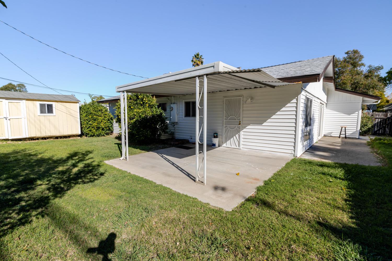 6505 Stoneman Drive