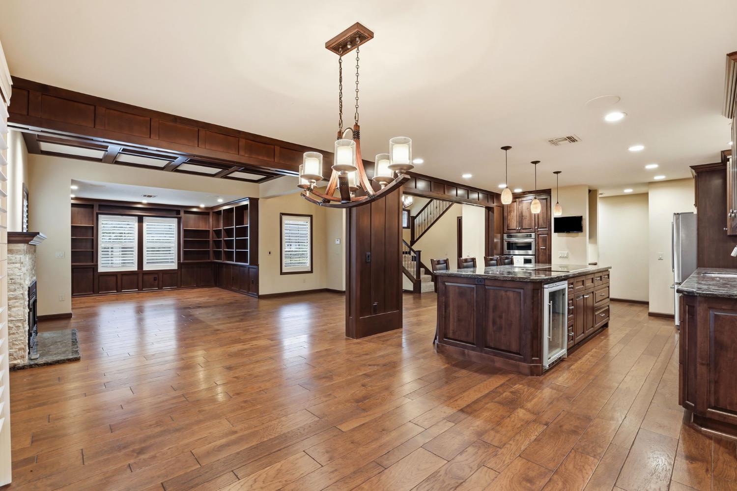 445 Sierra Lane