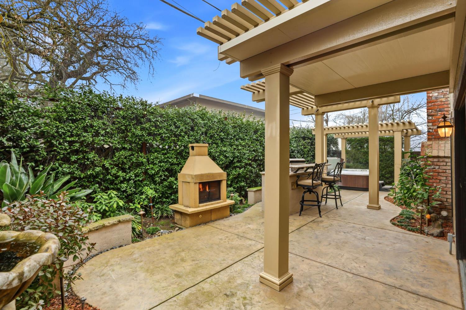 445 Sierra Lane