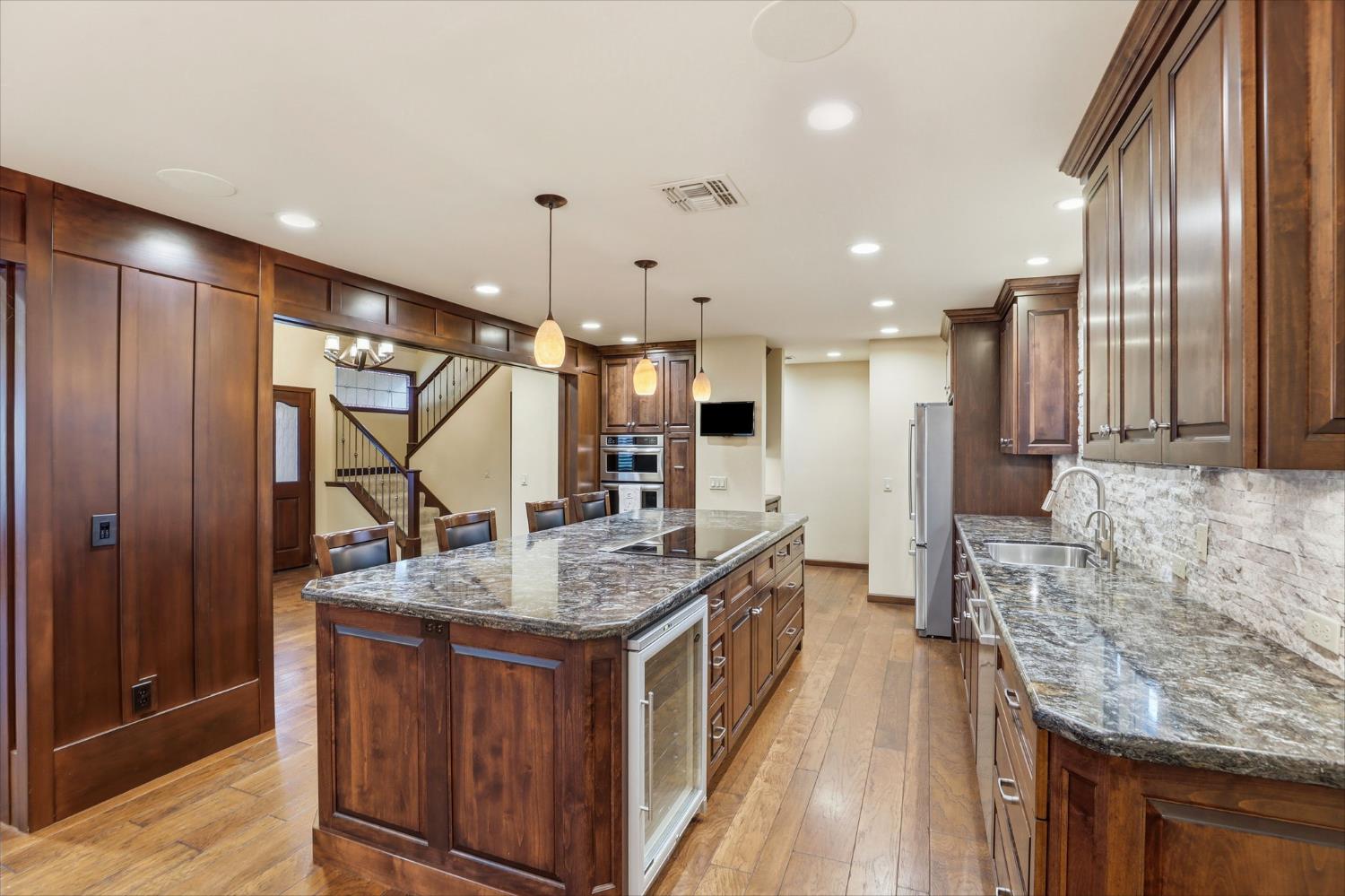445 Sierra Lane