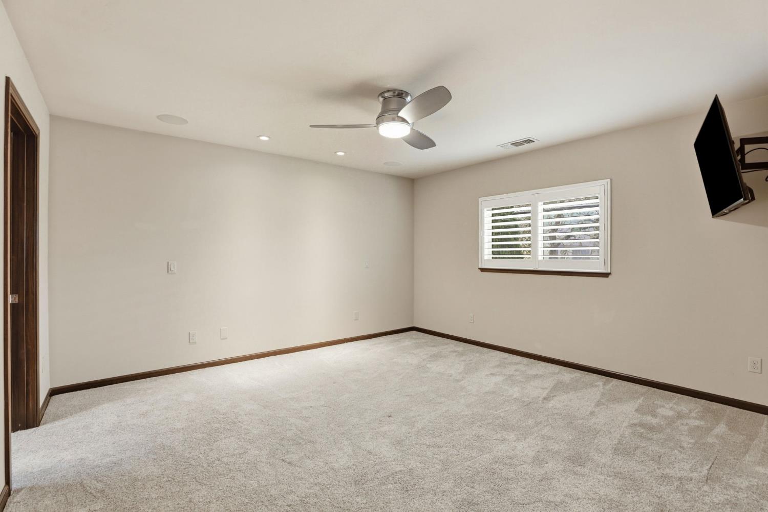 445 Sierra Lane