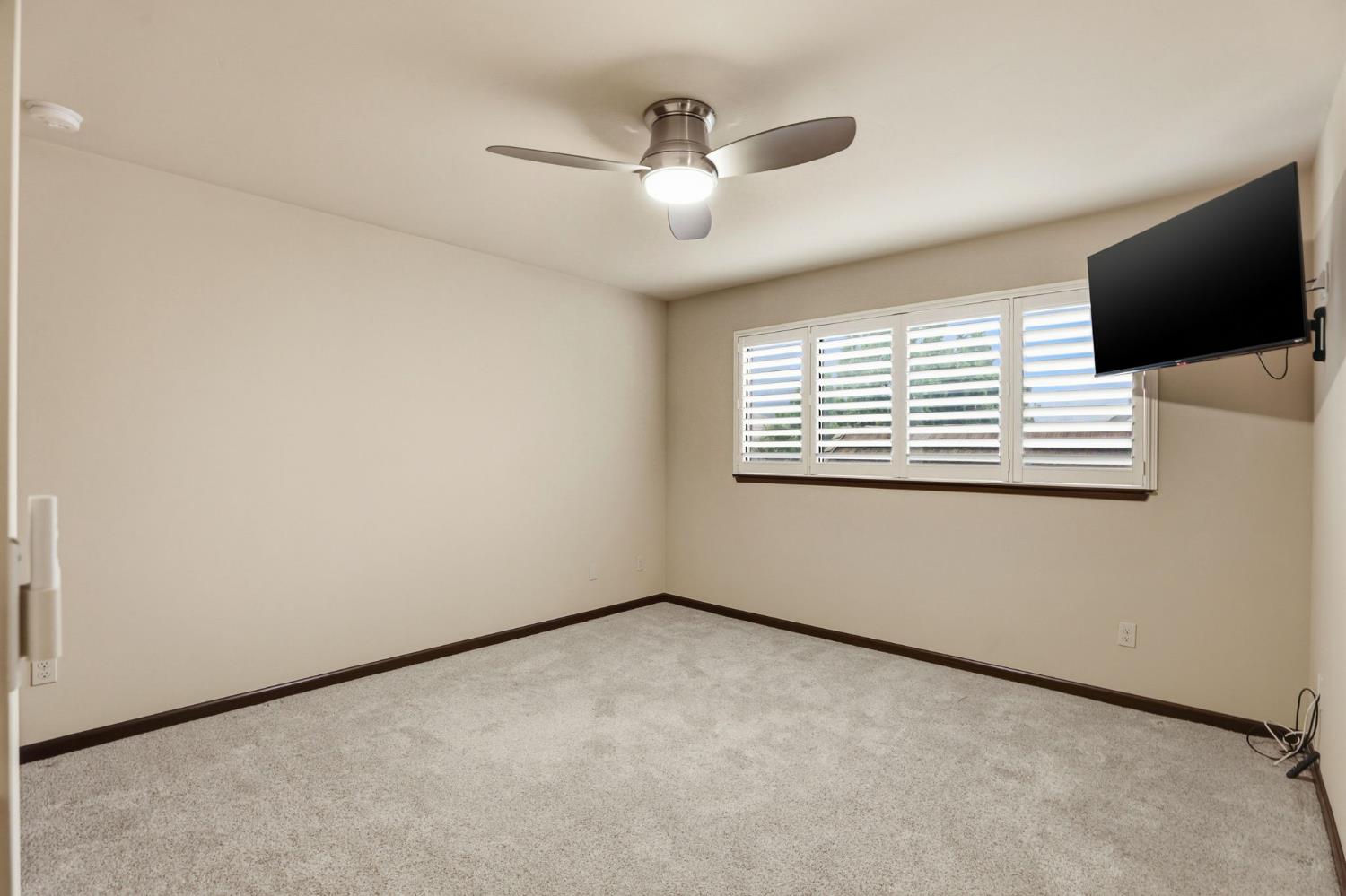 445 Sierra Lane