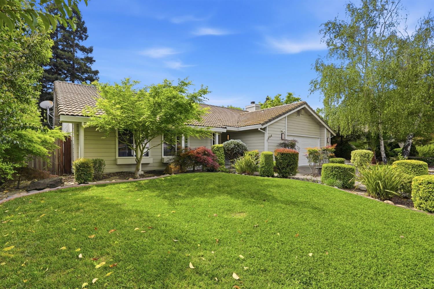 334 River Isle Way