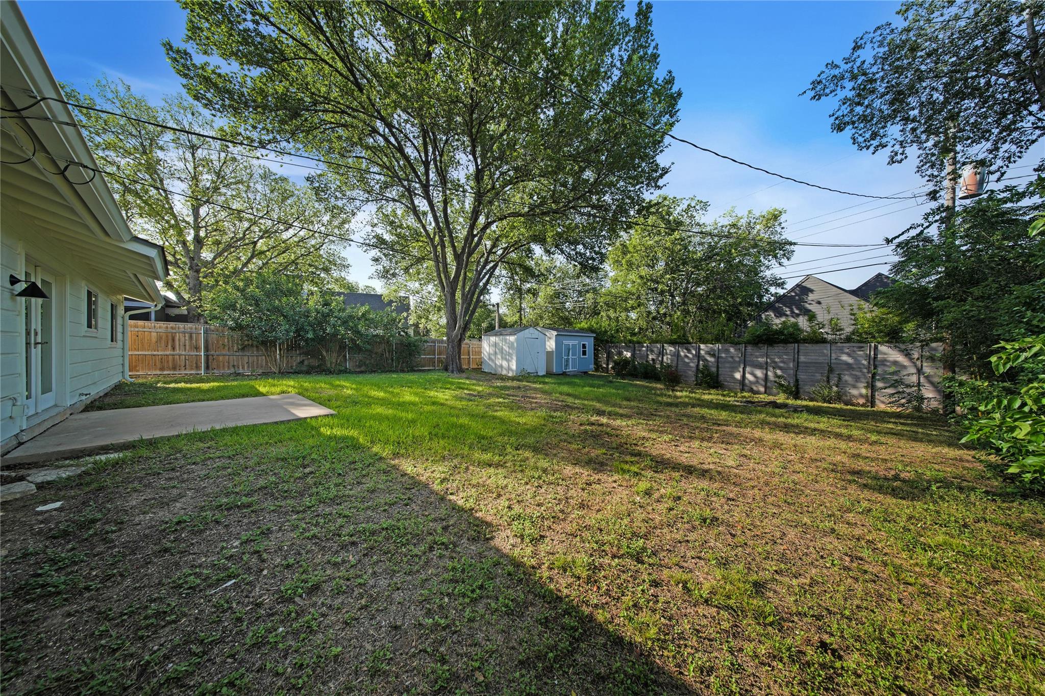 307 Sheffield DR