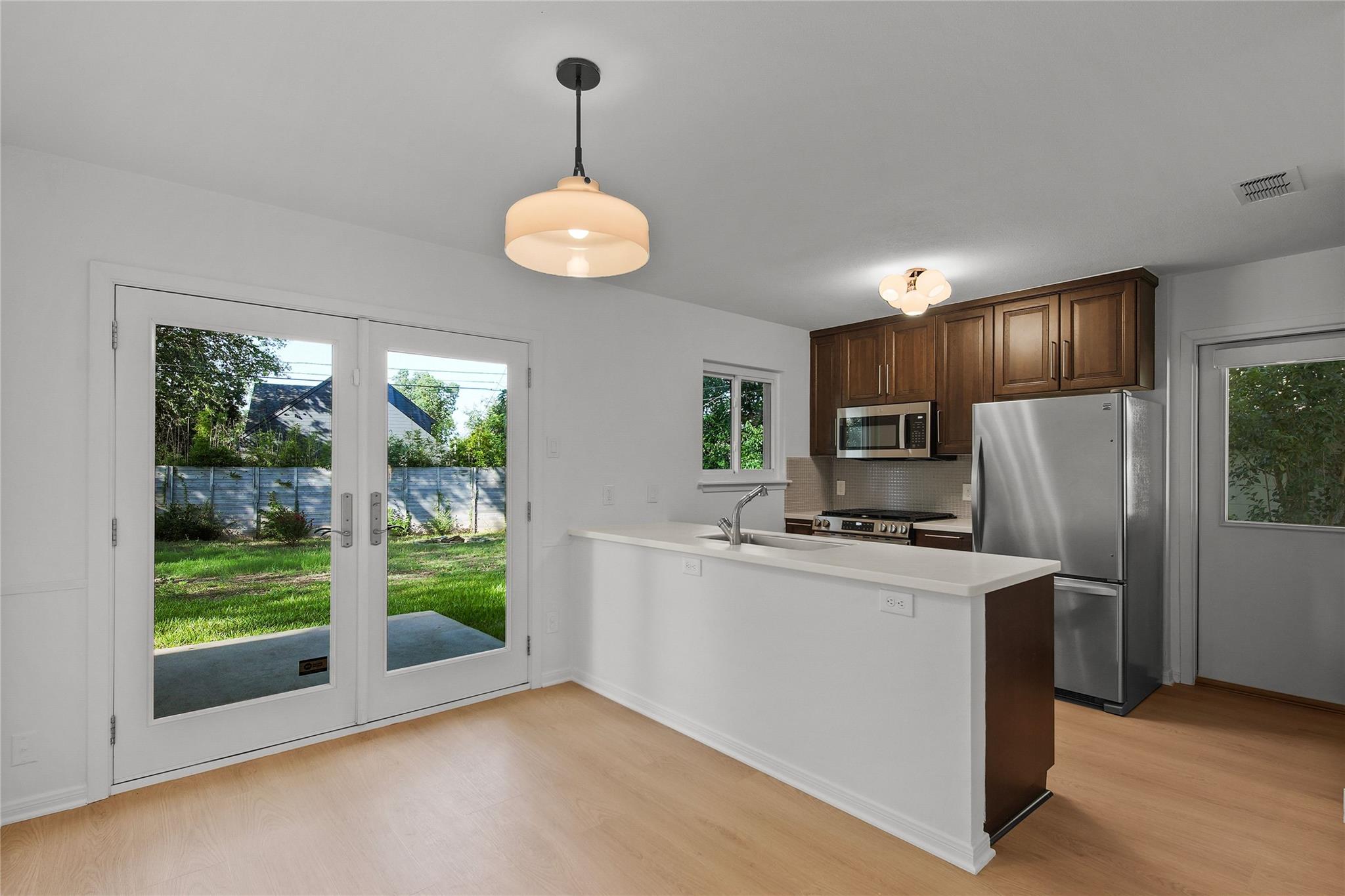 307 Sheffield DR