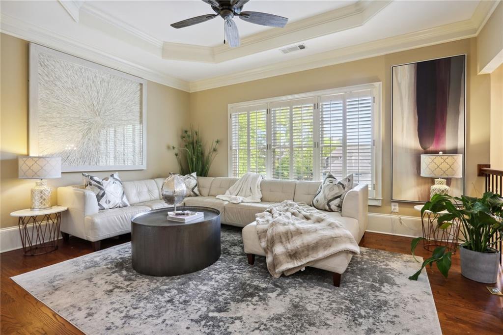 1735 High Trail