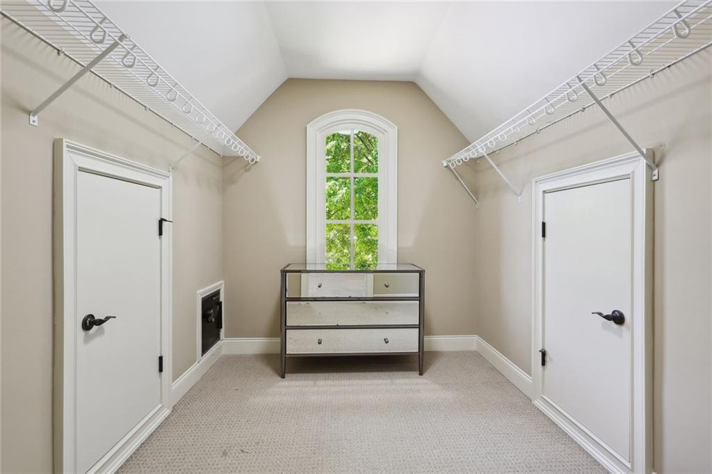 1735 High Trail