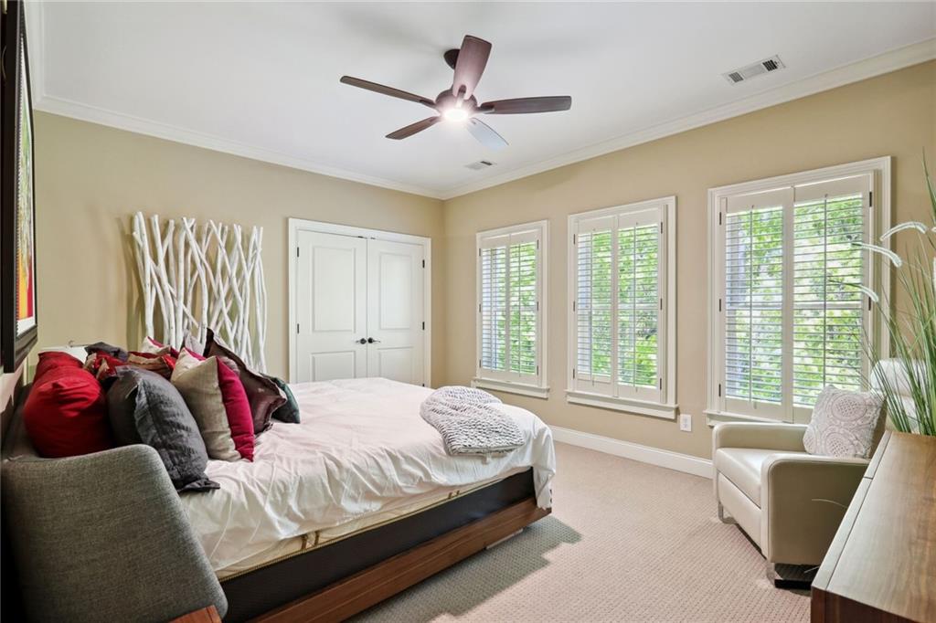 1735 High Trail