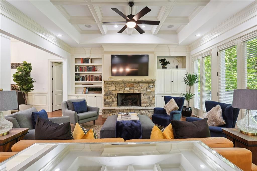 1735 High Trail