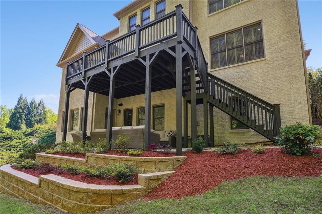 1735 High Trail