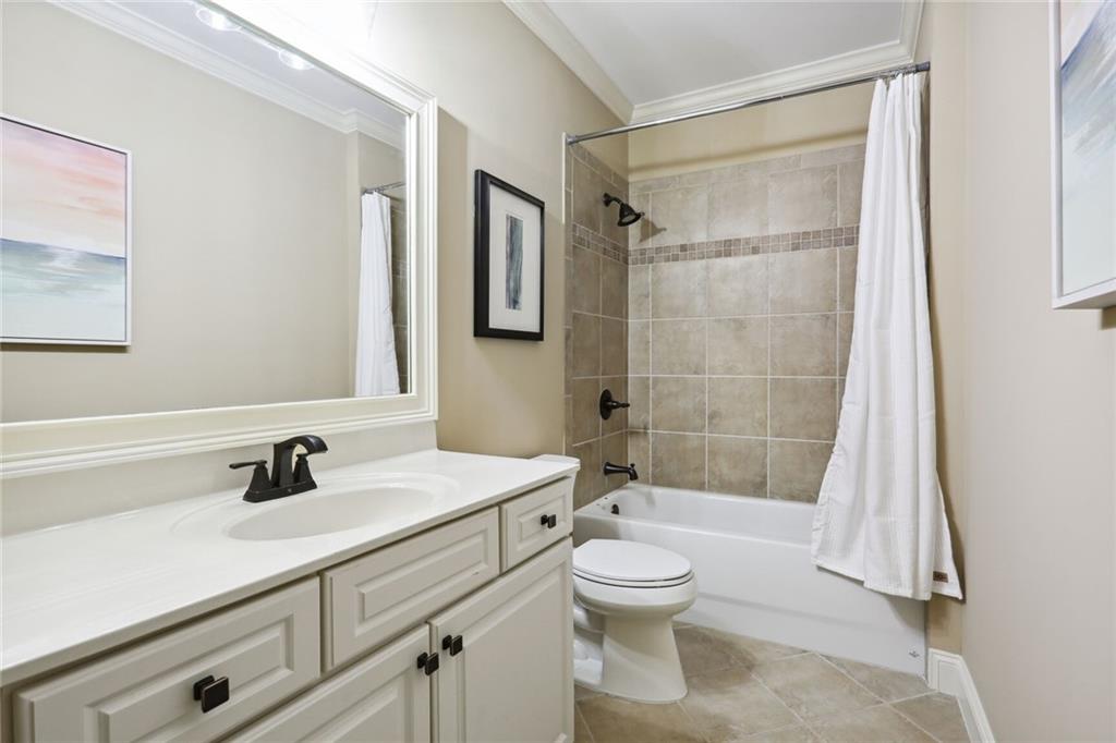 1735 High Trail