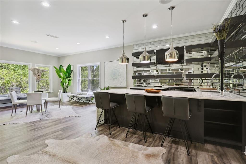 1735 High Trail