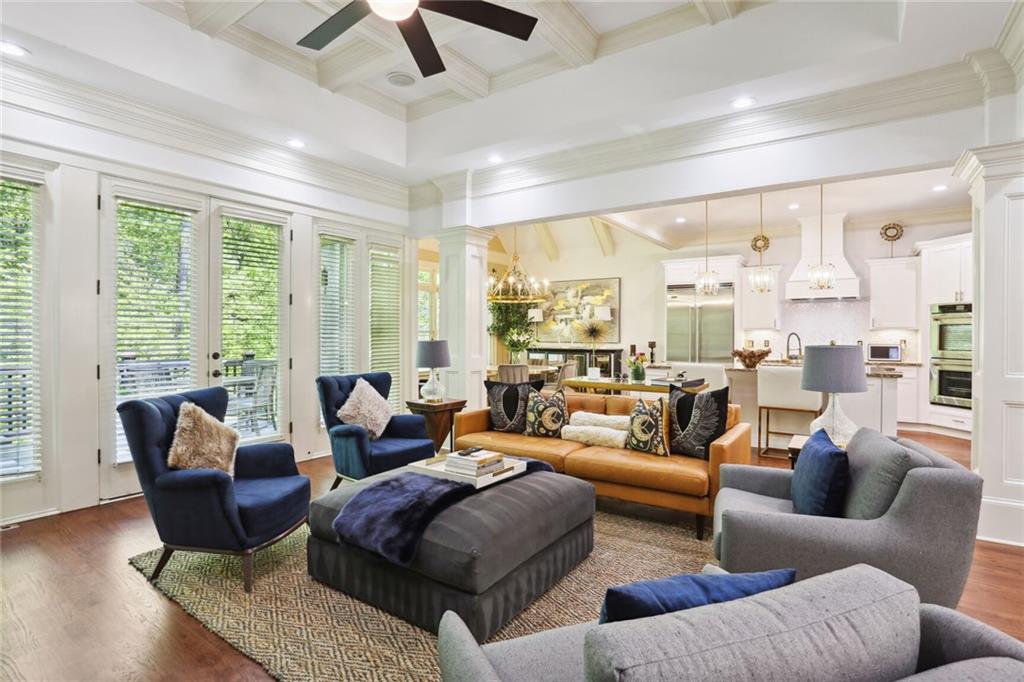 1735 High Trail