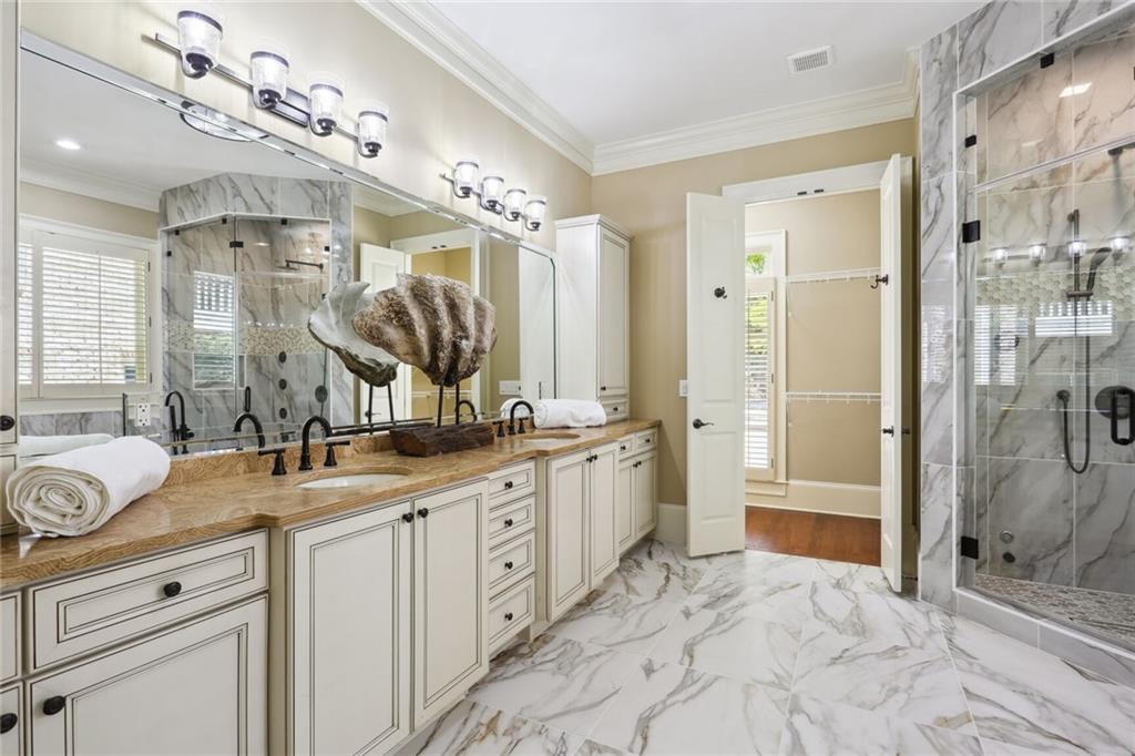 1735 High Trail