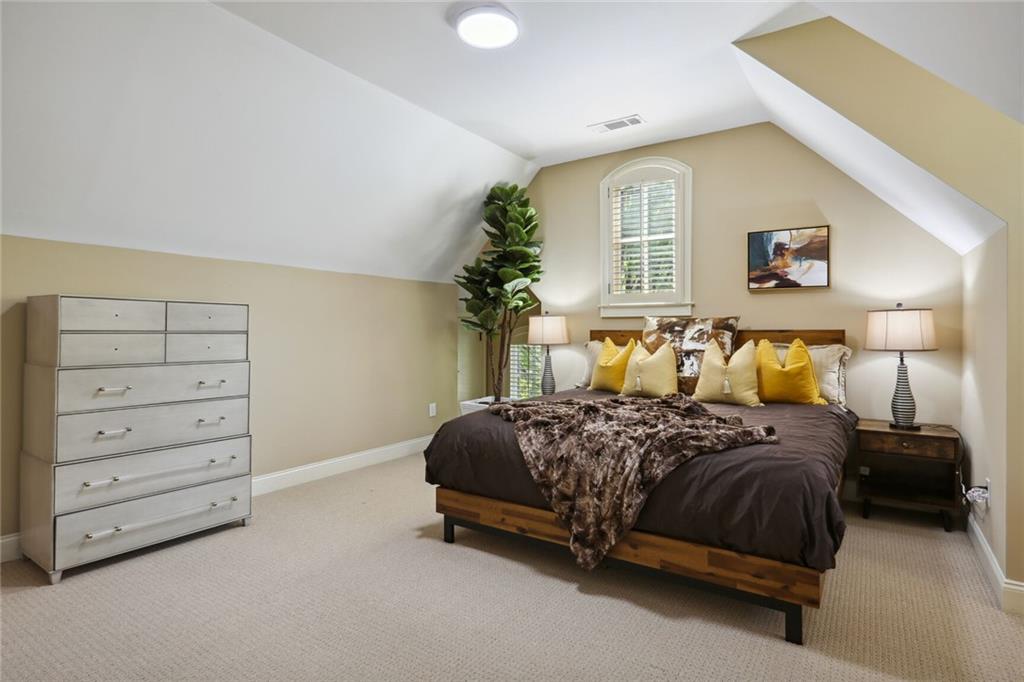 1735 High Trail