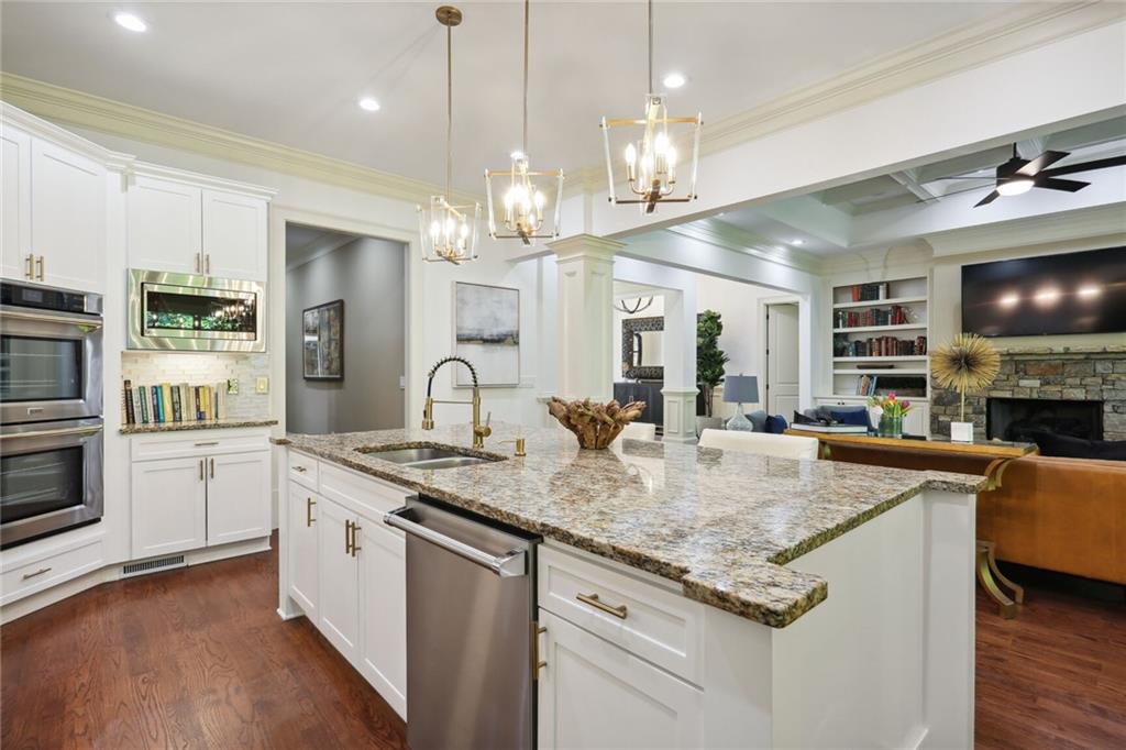 1735 High Trail
