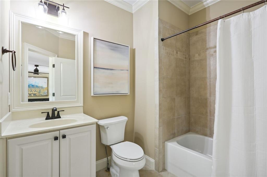 1735 High Trail