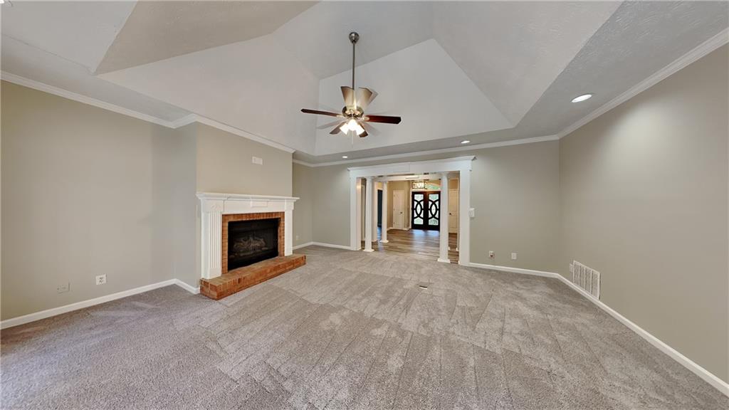 255 Royal Ridge Way