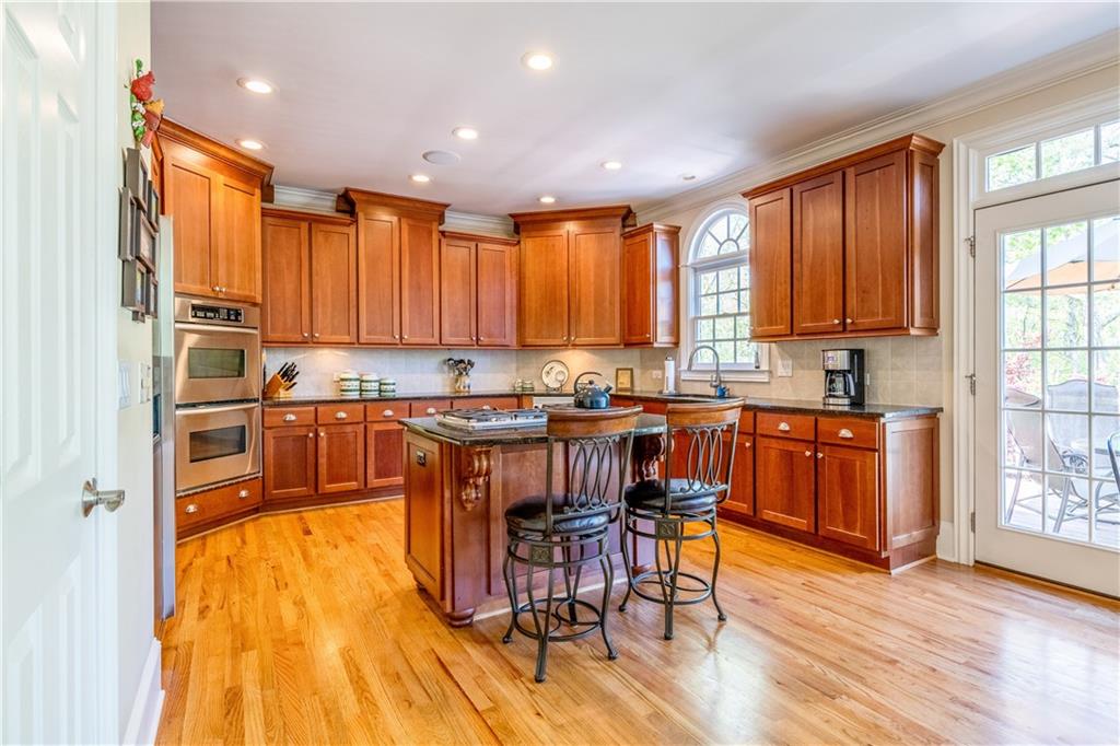 1101 Ivey Ridge Place