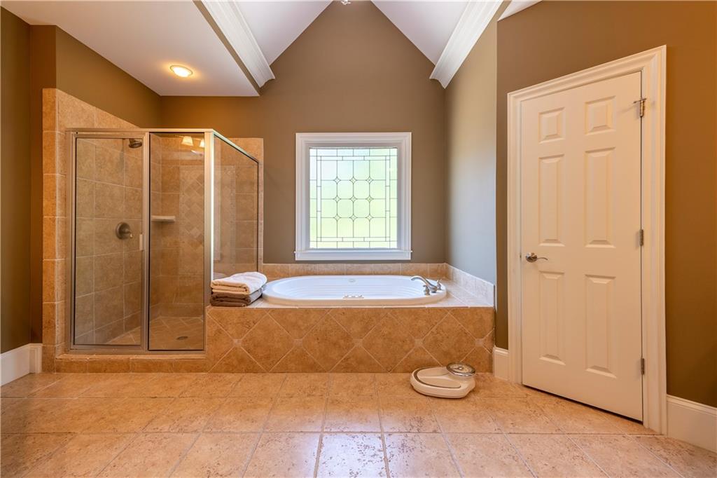 1101 Ivey Ridge Place