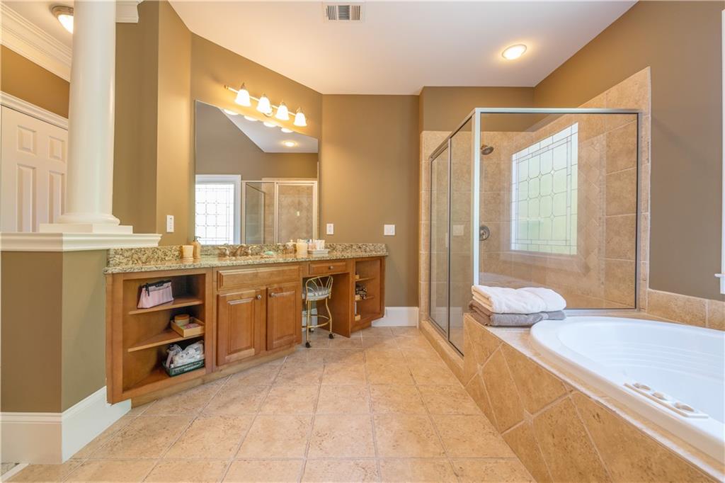 1101 Ivey Ridge Place