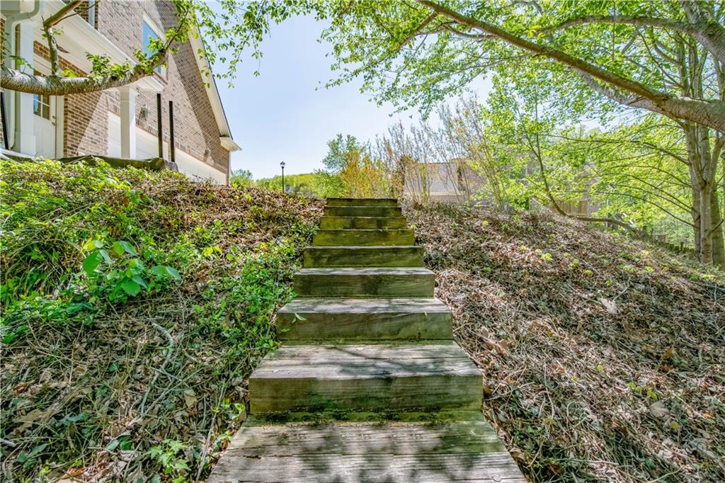 1101 Ivey Ridge Place