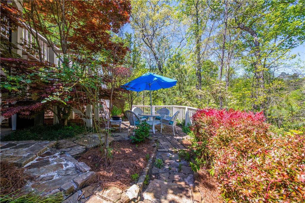 1101 Ivey Ridge Place
