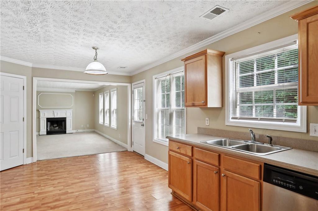 6037 Fairington Farms Lane