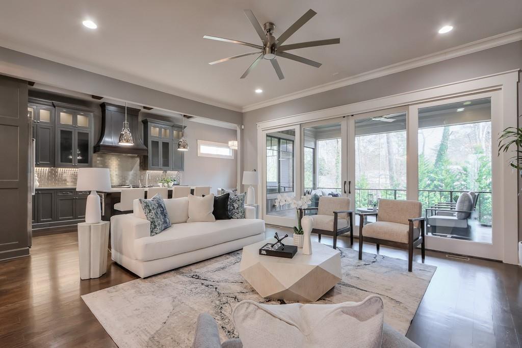 2465 Henderson Road