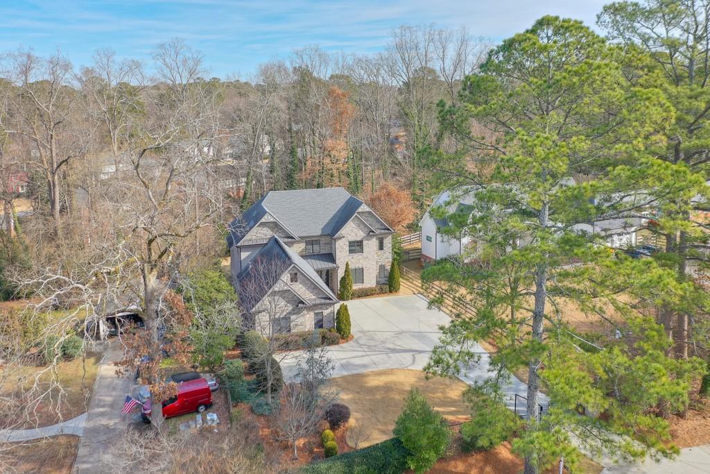2465 Henderson Road