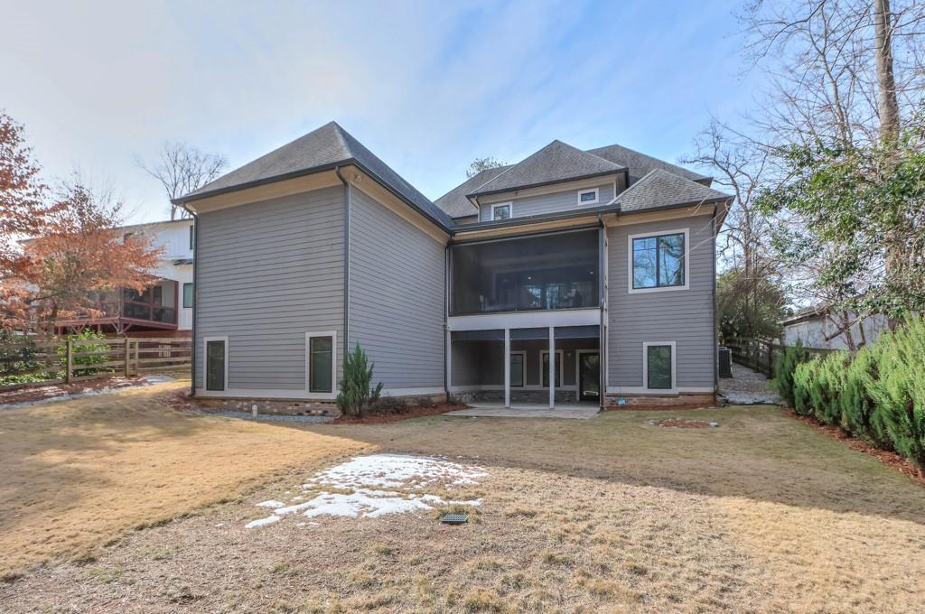 2465 Henderson Road