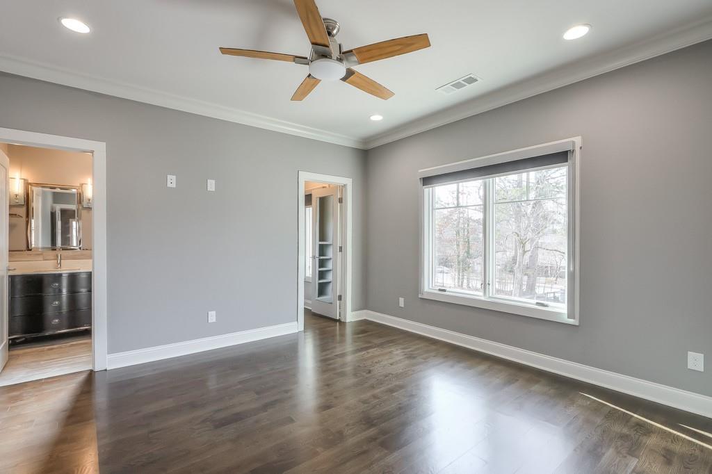 2465 Henderson Road