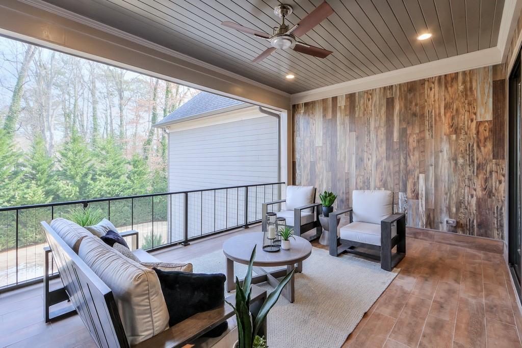2465 Henderson Road