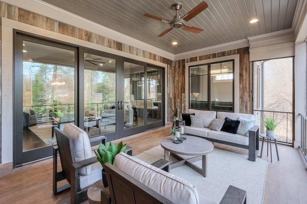 2465 Henderson Road