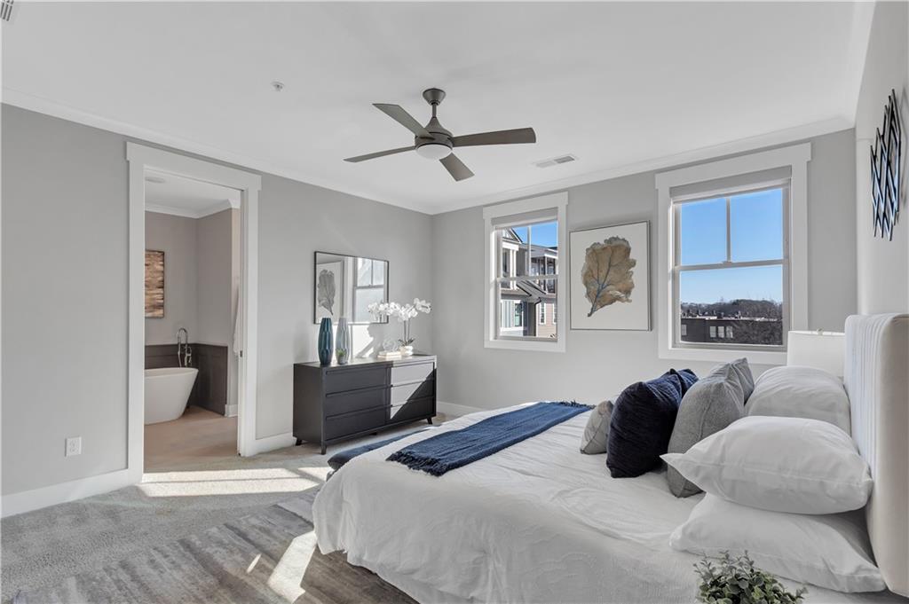972 Memorial Walk SE