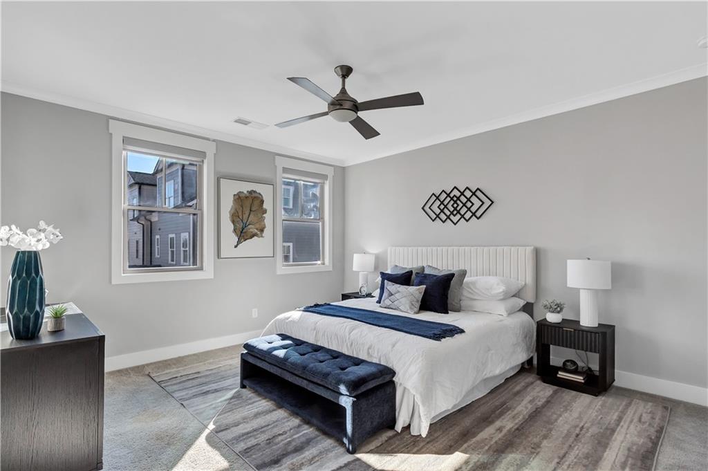 972 Memorial Walk SE
