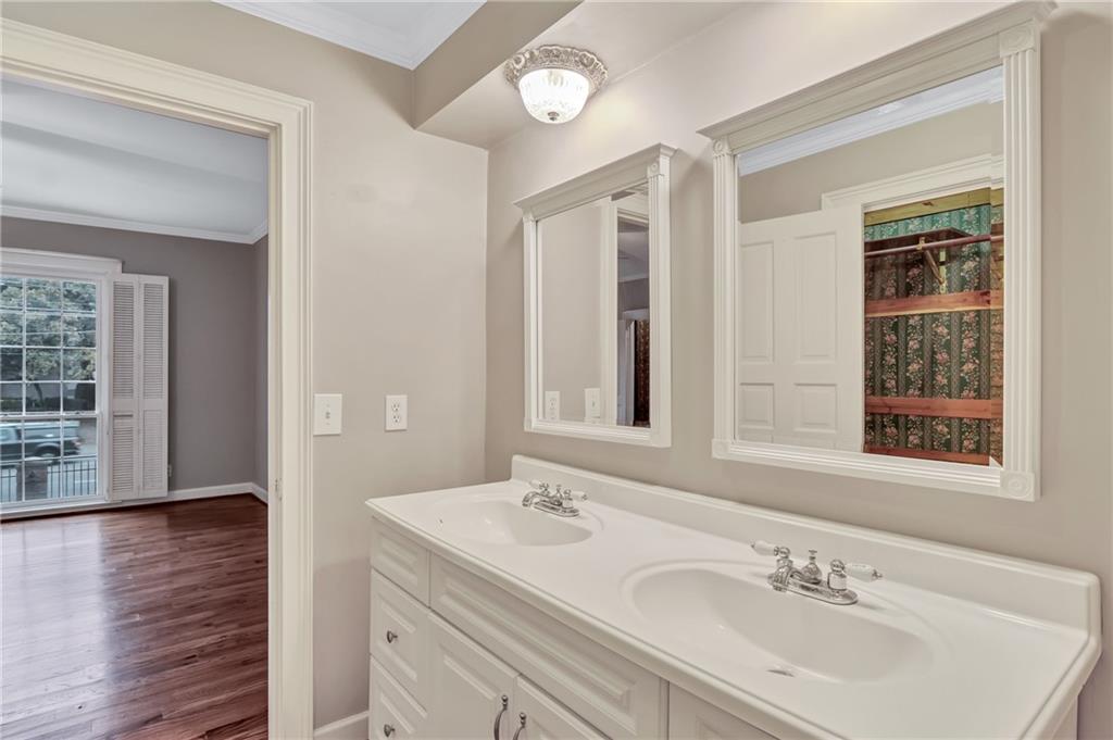 3649 Peachtree Road NE Unit 201
