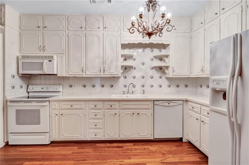 3649 Peachtree Road NE Unit 201