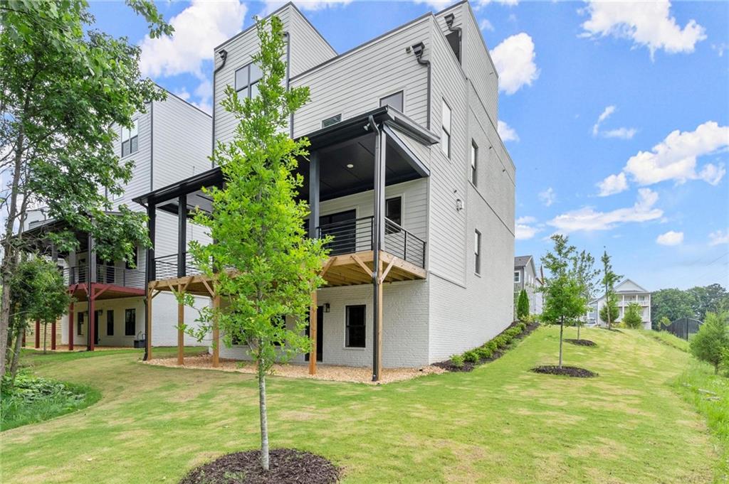1420 Coretta Bend