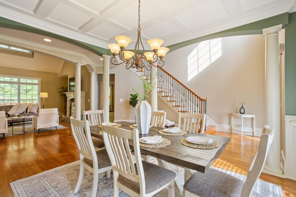 117 Archstone Square