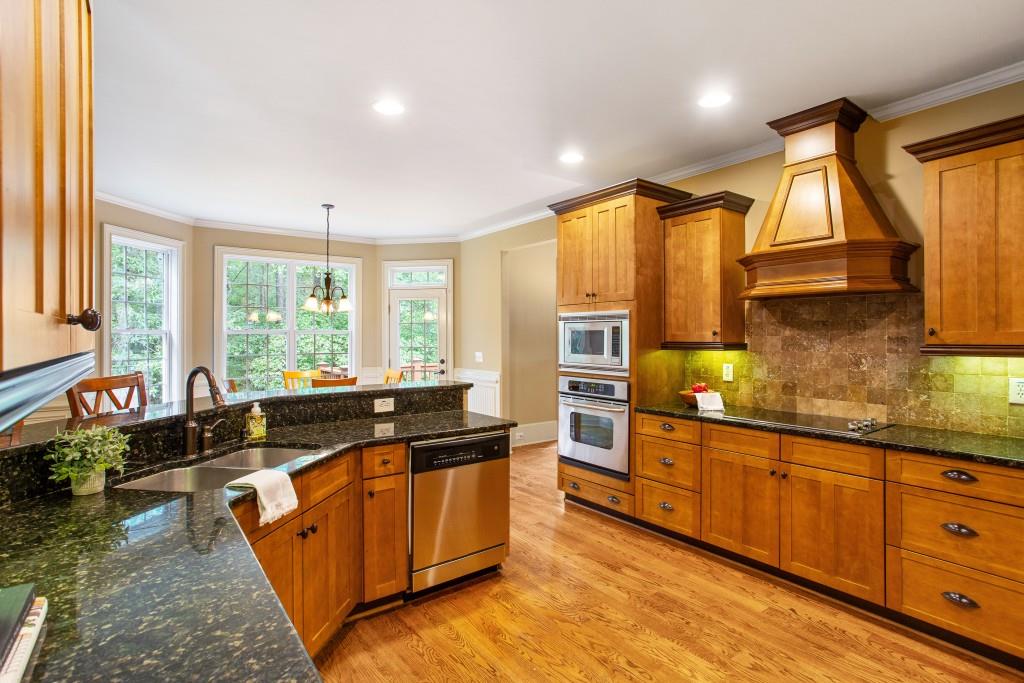 117 Archstone Square
