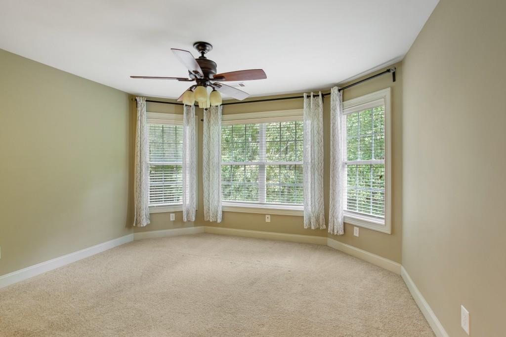 117 Archstone Square