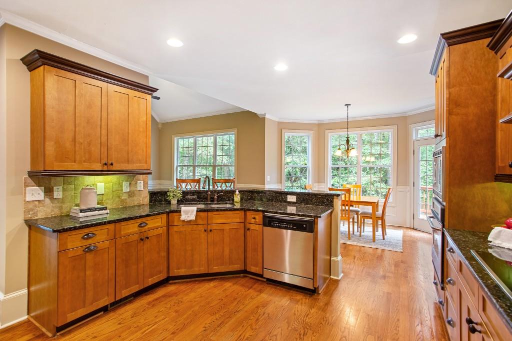 117 Archstone Square