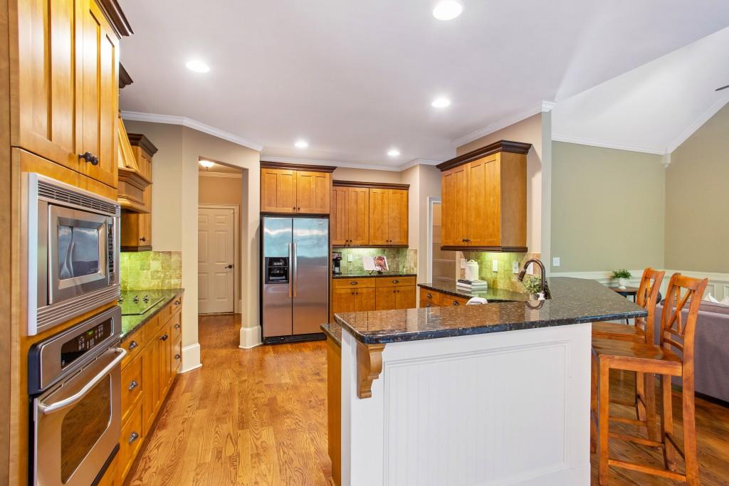 117 Archstone Square