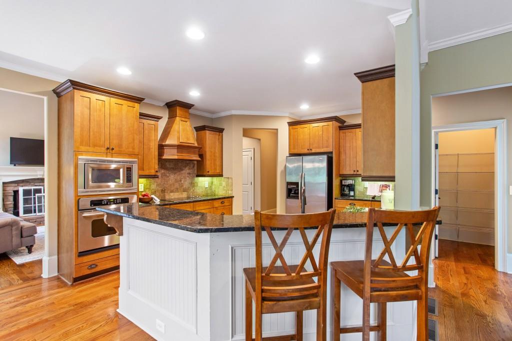 117 Archstone Square