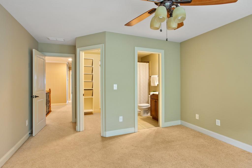 117 Archstone Square