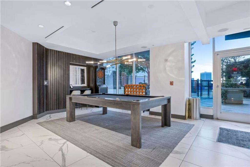 400 W Peachtree Street NW Unit 3910