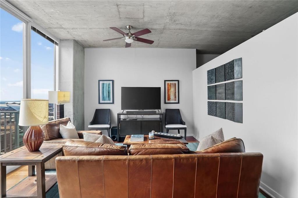 400 W Peachtree Street NW Unit 3910