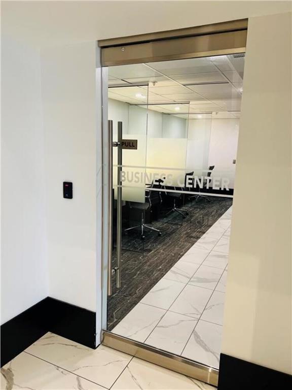 400 W Peachtree Street NW Unit 3910