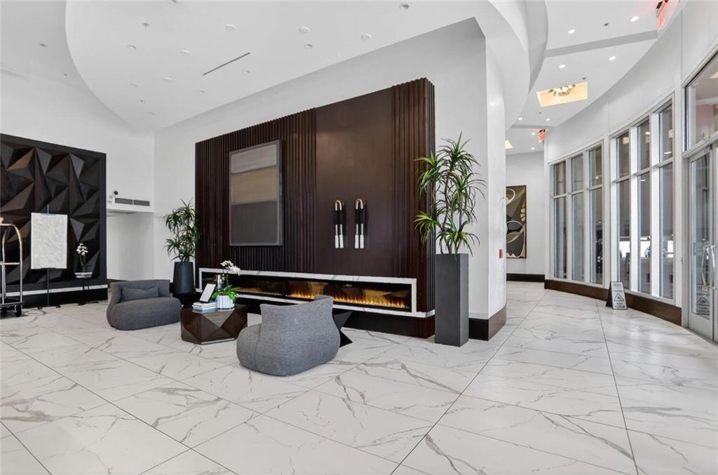 400 W Peachtree Street NW Unit 3910